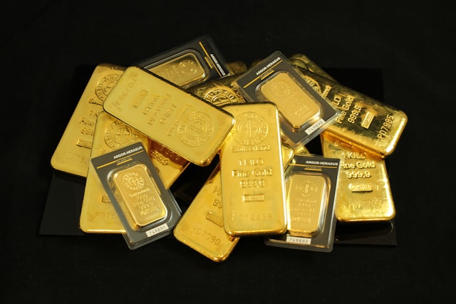 Economic Factors Affecting the Gold Market in 2024